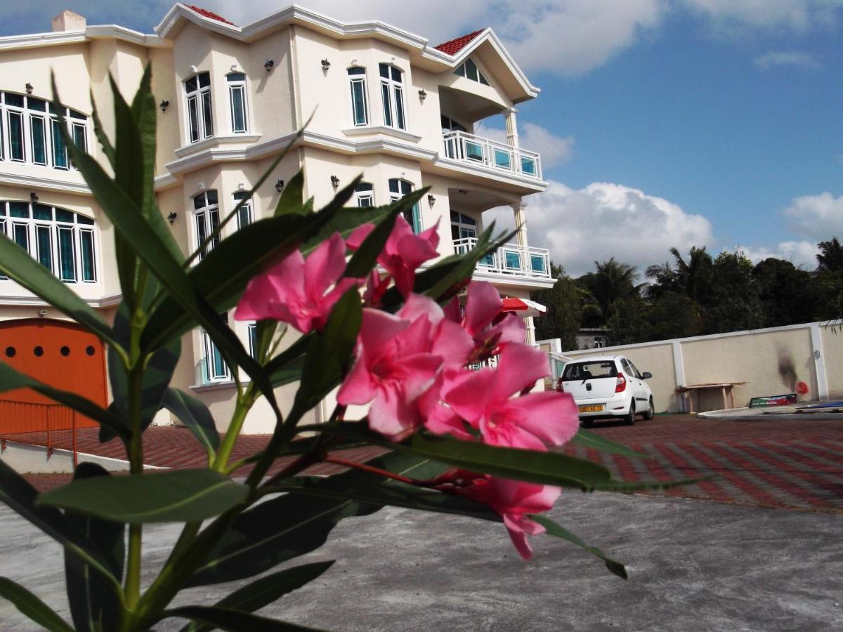 Luxor Residence Guesthouse Belle Mare Zewnętrze zdjęcie