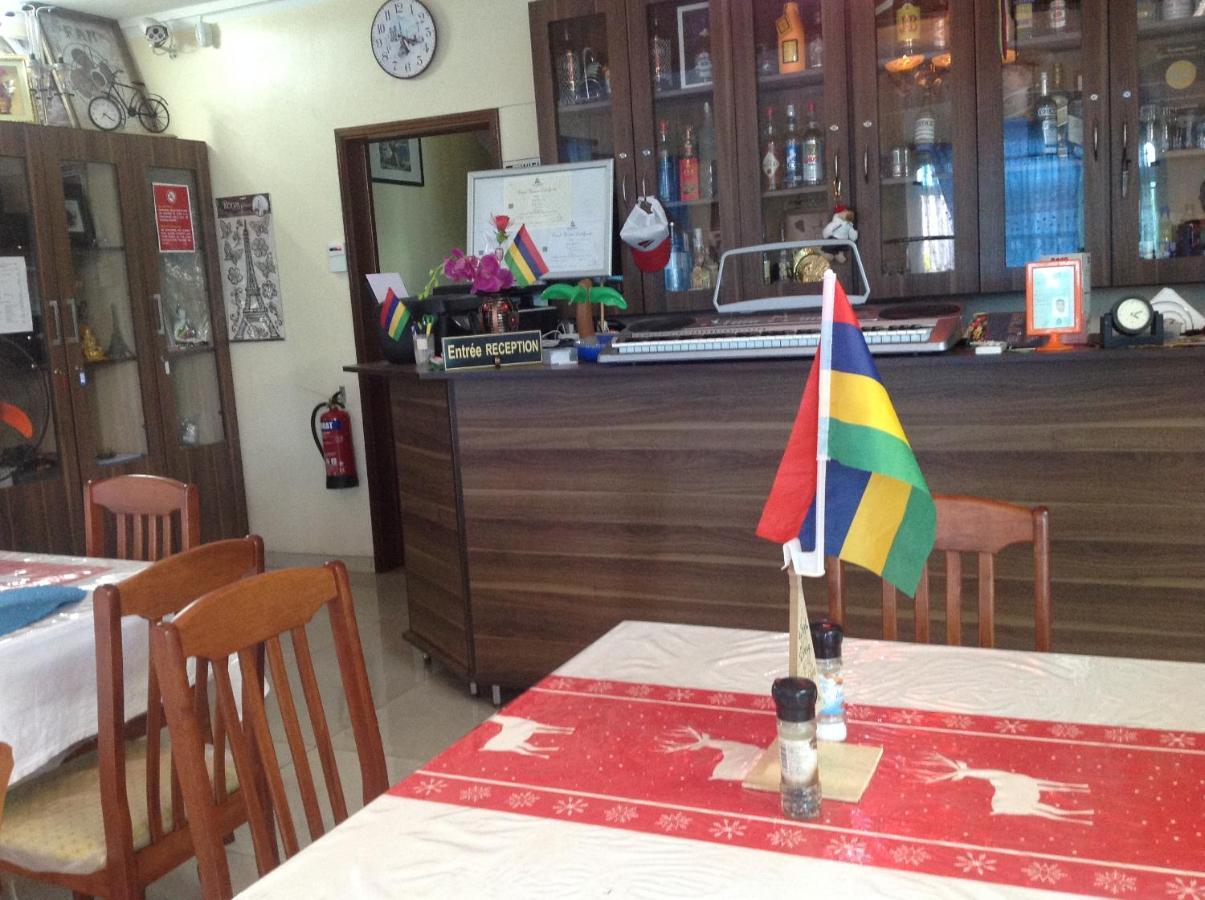 Luxor Residence Guesthouse Belle Mare Zewnętrze zdjęcie